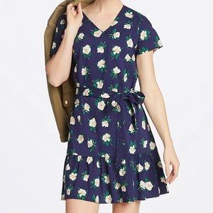 Draper James V-Neck Belted Shift Dress in Nassau Navy Multi Magnolia